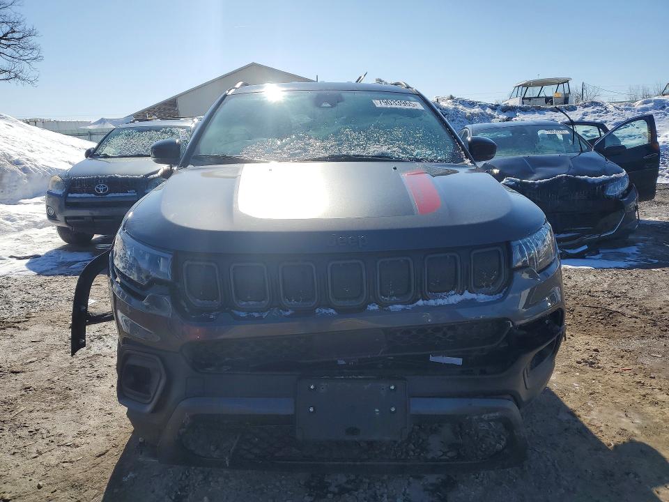 2022 Jeep Compass VIN 3C4NJDDB0NT192259 COPART salvage auction — FRONT END, Salvage Title, sold $4,550 on 2026-08-03 (photo 5)