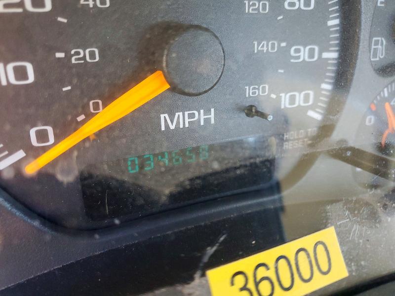 2001 Chevrolet Silverado VIN 1GCHK24U21E261639 COPART salvage auction — SIDE, Co - Dis/Dlr/Exp Only Clean Title, sold $2,100 on 2026-07-23 (photo 9)