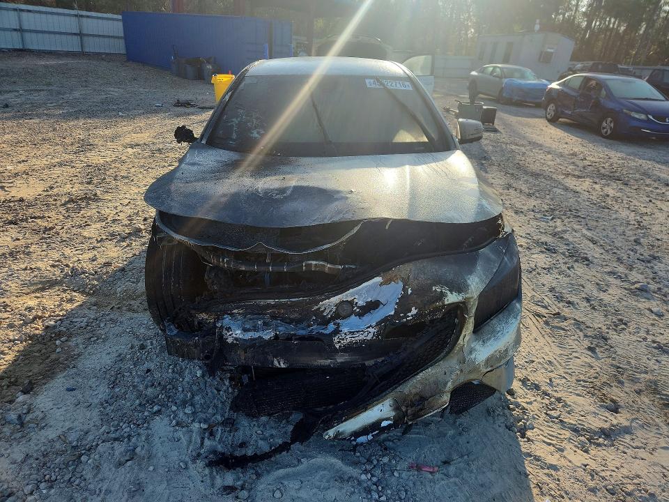 2015 Mercedes-benz Cla-class VIN WDDSJ4GB6FN178310 COPART salvage auction — BURN, FL - CERT OF TITLE SLVG REBUILDABLE, sold $20 on 2026-08-14 (photo 5)