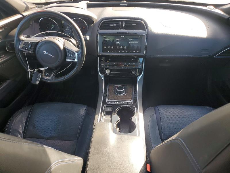 2017 Jaguar Xe VIN SAJAF4BN8HA968860 COPART salvage auction — MINOR DENT/SCRATCHES, CA - SALVAGE CERTIFICATE, sold $1,150 on 2026-07-02 (photo 8)