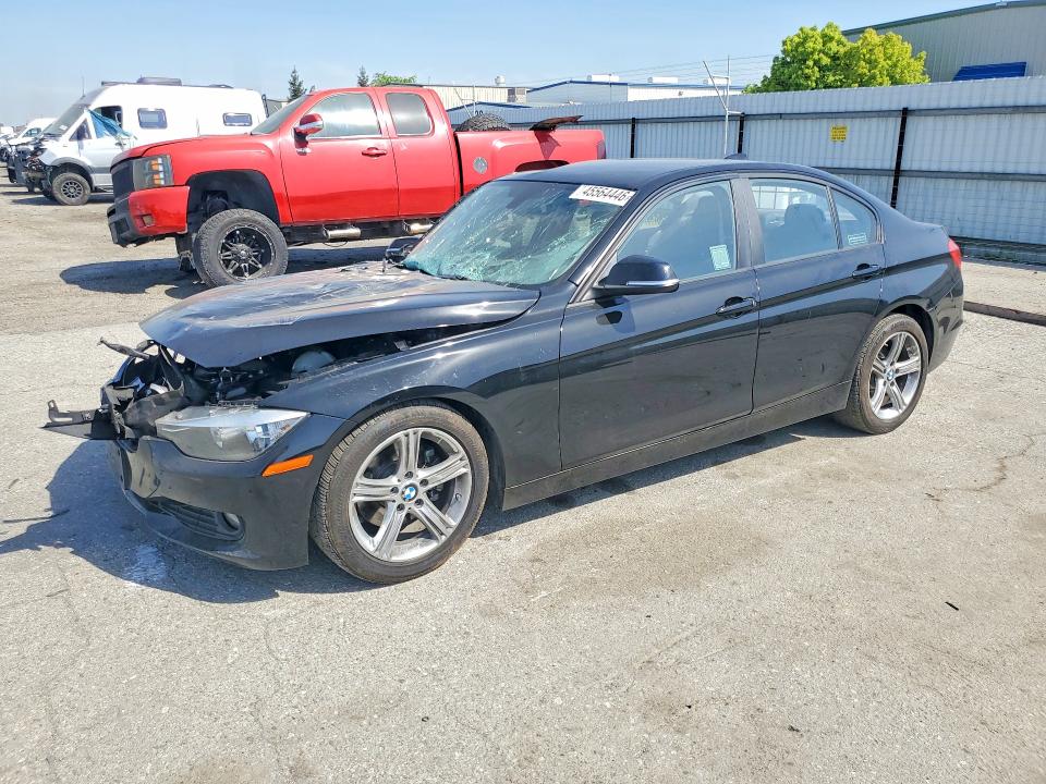 2014 BMW 3er VIN WBA3B1G53ENS78672 COPART salvage auction — ROLLOVER, Ca - Salvage Certificate, sold $400 on 2026-07-10 (photo 1)