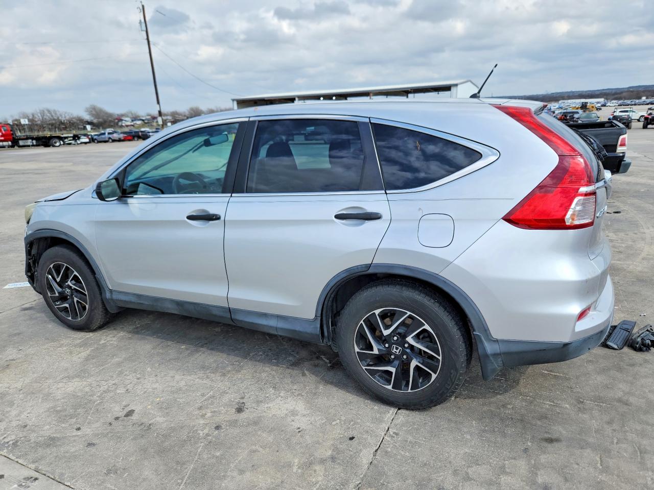 2016 Honda CR-V VIN 2HKRM3H48GH567980 COPART salvage auction — Front End, TX - CERTIFICATE OF TITLE, sold $5,600 on 2026-07-09 (photo 2)