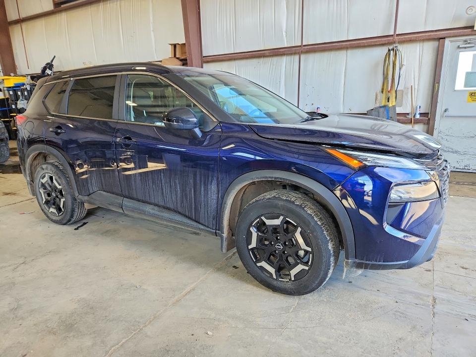 2025 Nissan Rogue VIN JN8BT3BB5SW426349 COPART salvage auction — FRONT END, Ab - Bos - Salvage, sold $7,700 on 2026-07-09 (photo 4)