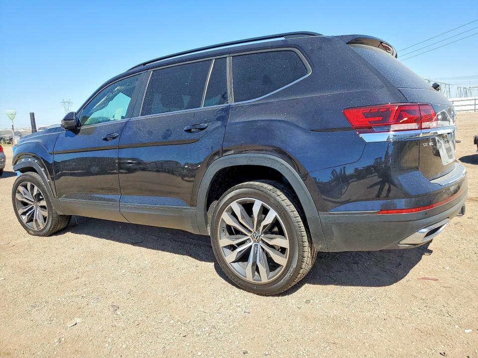 2022 Volkswagen Atlas VIN 1V2JR2CA5NC561325 COPART salvage auction — SIDE, Salvage Title, sold $1,500 on 2026-08-03 (photo 2)