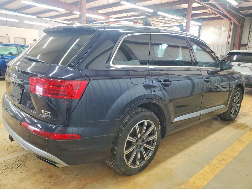2017 Audi Q7 VIN WA1LAAF76HD035161 COPART salvage auction — MINOR DENT/SCRATCHES, Nc - Dealer Only Clean Title (P), sold $5,900 on 2026-07-15 (photo 3)