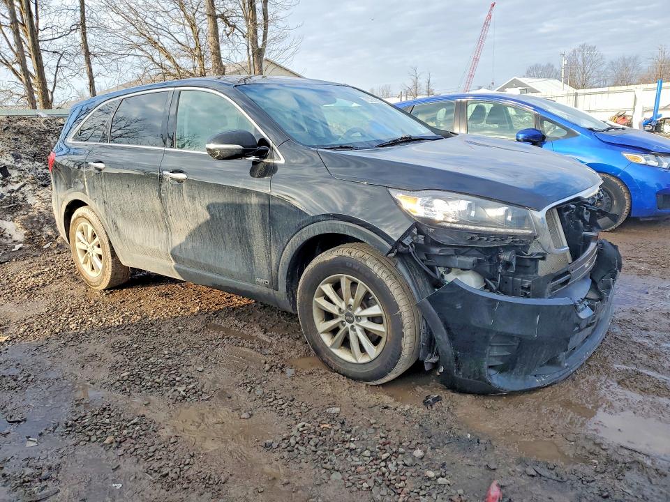 2019 Kia Sorento VIN 5XYPGDA37KG474597 COPART salvage auction — FRONT END, Salvage Title, sold $2,300 on 2026-07-08 (photo 4)