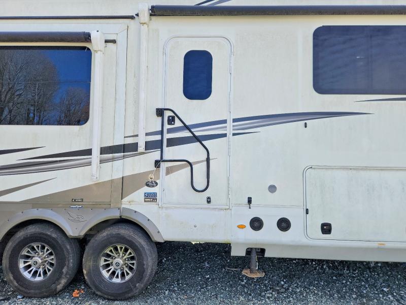 2020 VIN 1UJCJ0BV1L1LL0523 COPART salvage auction — REAR END, NC - SALVAGE CERTIFICATE OF TITLE, sold $11,100 on 2026-07-09 (photo 8)