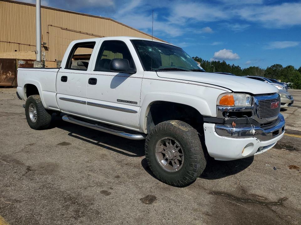 2004 Gmc SIERRA VIN 1GTHC23U24F188107 COPART salvage auction — VANDALISM, Sc - Cert Of Title-Salvage, sold $1,050 on 2026-07-03 (photo 4)