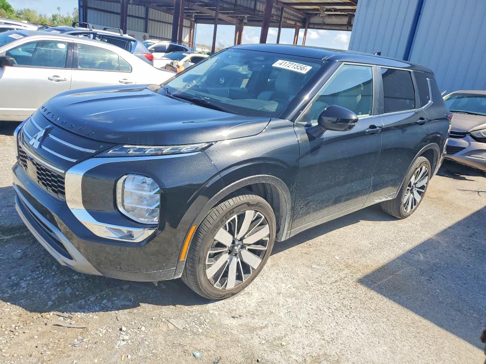 2025 Mitsubishi Outlander VIN JA4J3VA88SZ052014 COPART salvage auction — SIDE, Fl - Cert Of Title Slvg Rebuildable, sold $12,500 on 2026-07-06 (photo 1)