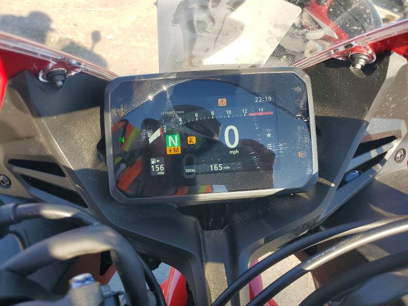 2026 Honda Cbr VIN MLHRH1554T5200295 COPART salvage auction — SIDE, Salvage Title, sold $2,500 on 2026-07-30 (photo 7)