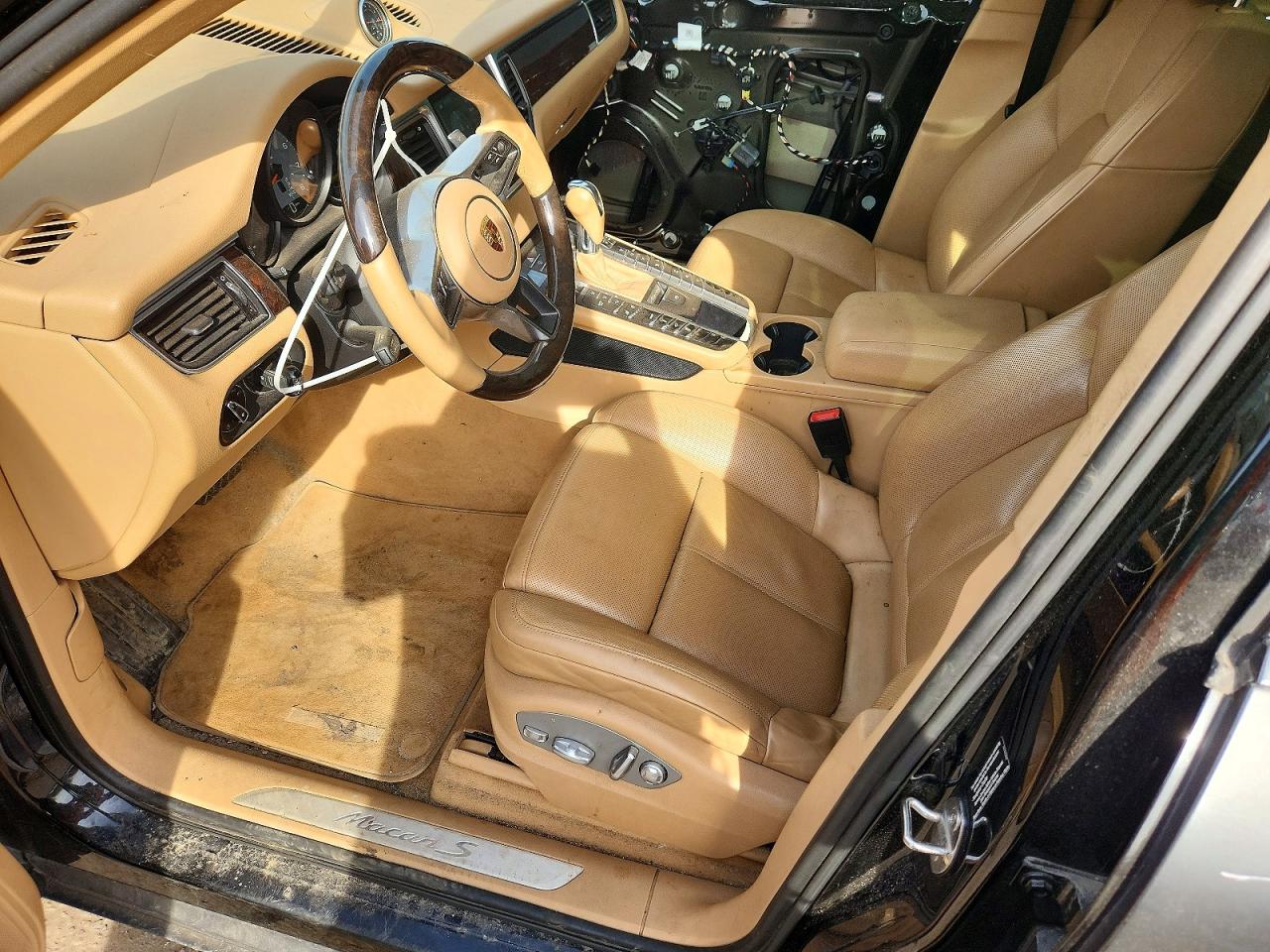 2015 Porsche Macan VIN WP1AB2A59FLB50375 COPART salvage auction — Front End, CT - CERT OF TITLE-SALVAGE, sold $4,400 on 2026-06-30 (photo 7)