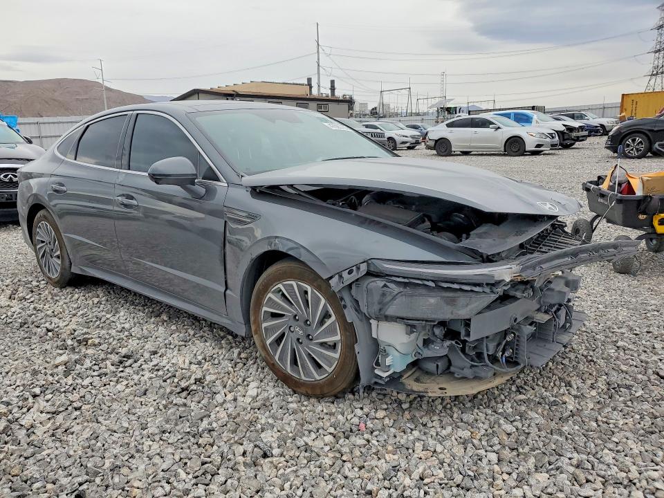 2025 Hyundai Sonata VIN KMHL54JJ6SA106345 COPART salvage auction — FRONT END, Nv - Salvage Title, sold $5,200 on 2026-07-20 (photo 4)