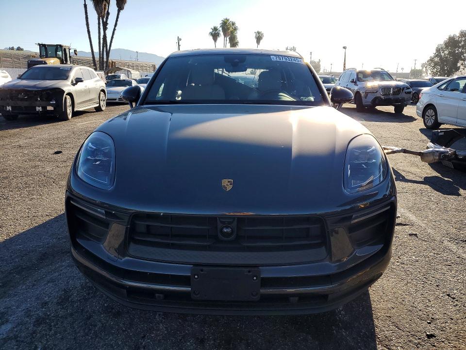 2025 Porsche Macan VIN WP1AA2A58SLB10625 COPART salvage auction — REAR END, Salvage Title, sold $15,500 on 2026-07-24 (photo 5)
