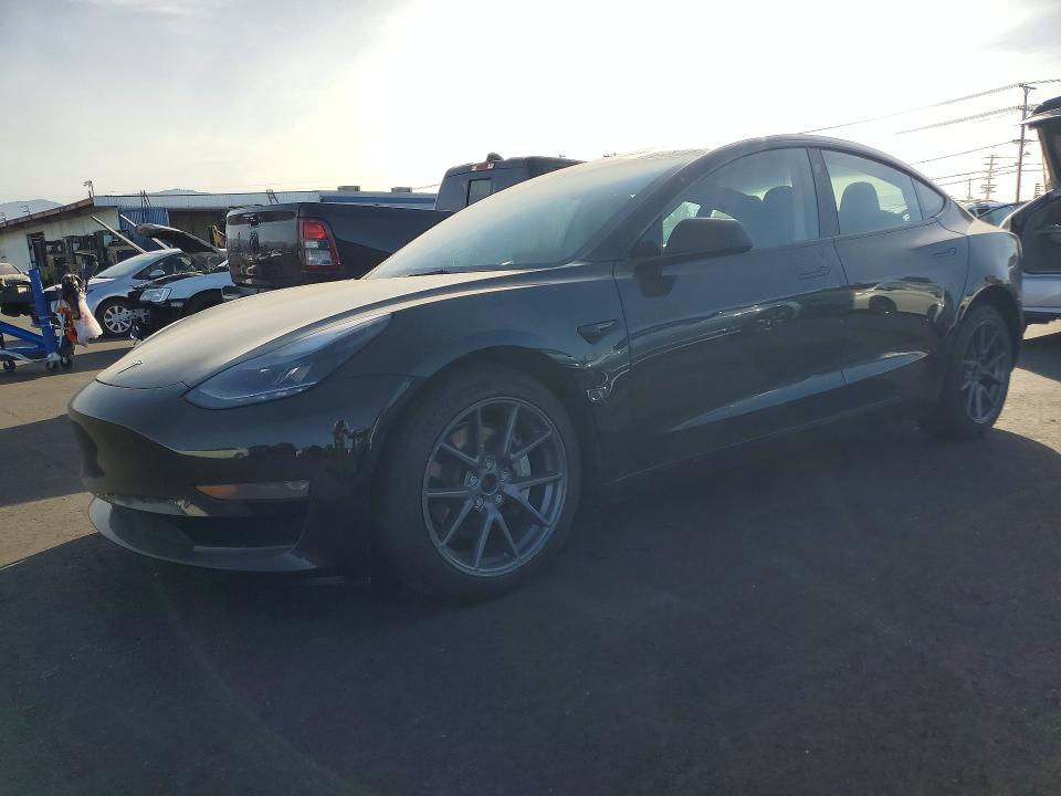 2022 Tesla Model 3 VIN 5YJ3E1EBXNF198805 — COPART salvage auction photo