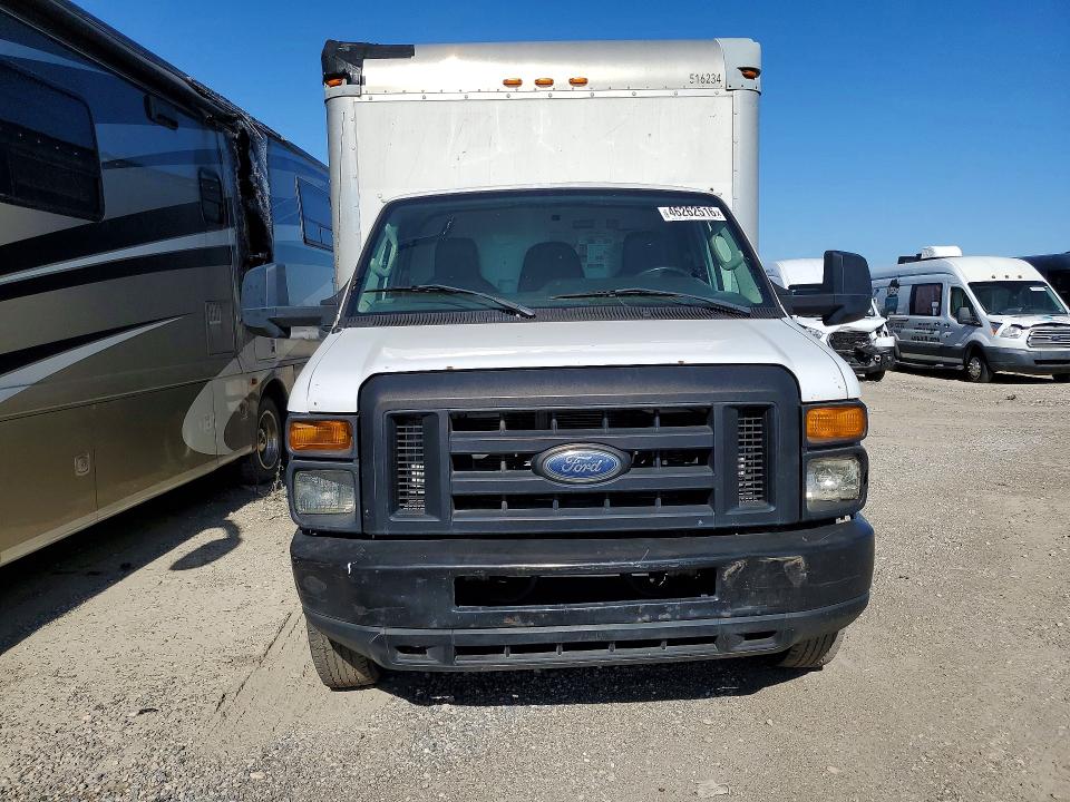 2015 Ford Econoline VIN 1FDWE3FL8FDA25689 COPART salvage auction — ROOF, Tx - Certificate Of Title (P), sold $5,000 on 2026-07-06 (photo 5)