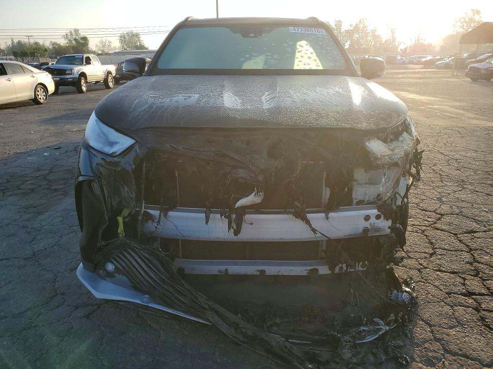 2022 Toyota Highlander VIN 5TDLZRAH7NS133337 COPART salvage auction — BURN, CA - SALVAGE CERTIFICATE, sold $8,000 on 2026-07-27 (photo 5)
