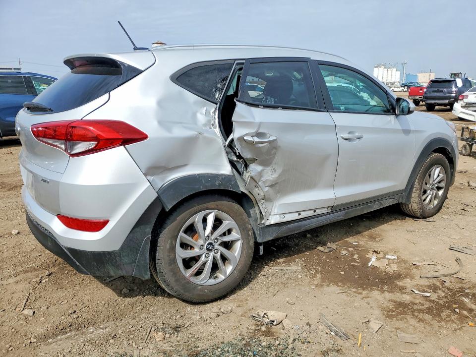 2016 Hyundai VIN KM8J3CA43GU075207 COPART salvage auction — SIDE, Il - Salvage Certificate, sold $2,950 on 2026-07-08 (photo 3)