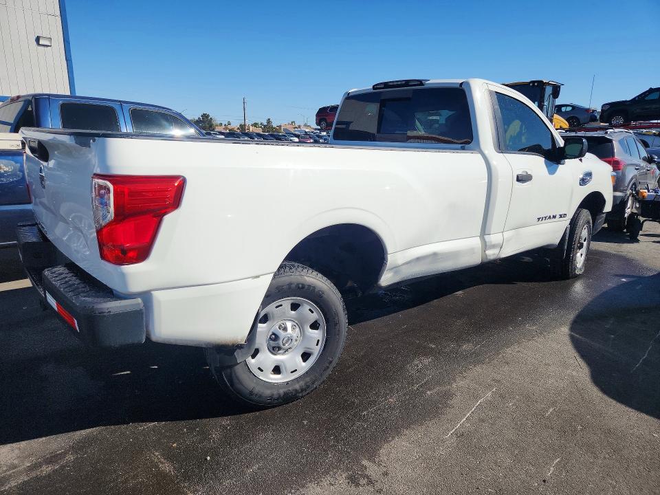 2017 Nissan TITAN VIN 1N6AA1R96HN568533 COPART salvage auction — SIDE, Nv - Certificate Of Title, sold $5,200 on 2026-07-20 (photo 3)
