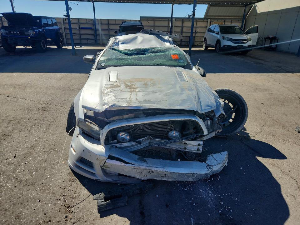 2014 Ford Mustang VIN 1ZVBP8CFXE5299121 COPART salvage auction — ROLLOVER, TX - NONREPAIRABLE TITLE, sold $2,400 on 2026-07-06 (photo 5)
