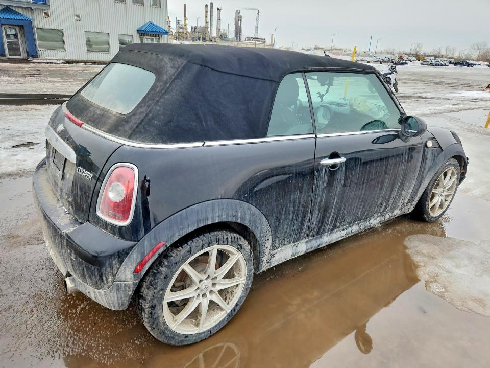 2010 Mini Cooper VIN WMWMR3C50ATZ19641 COPART salvage auction — FRONT END, Qc - Gravement Accidente, sold $1,150 on 2026-07-07 (photo 3)