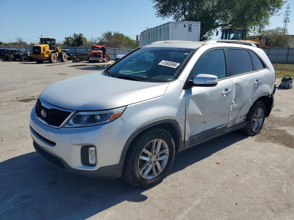 2014 Kia Sorento VIN 5XYKT3A69EG471926 COPART salvage auction — SIDE, FL, sold $250 on 2026-07-21 (photo 1)