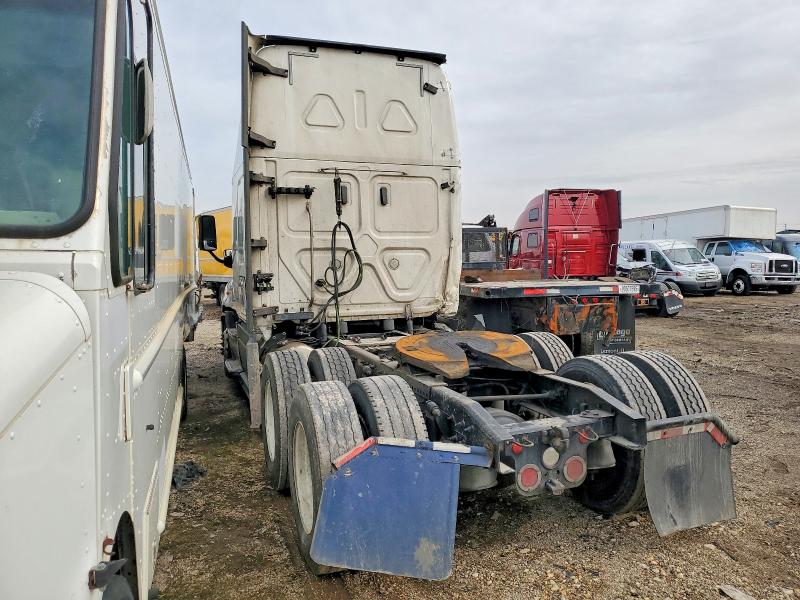 2019 Freigliner VIN 3AKJGLDR9KDKH7707 COPART salvage auction — FRONT END, IL - SALVAGE CERTIFICATE, sold $450 on 2026-07-30 (photo 3)