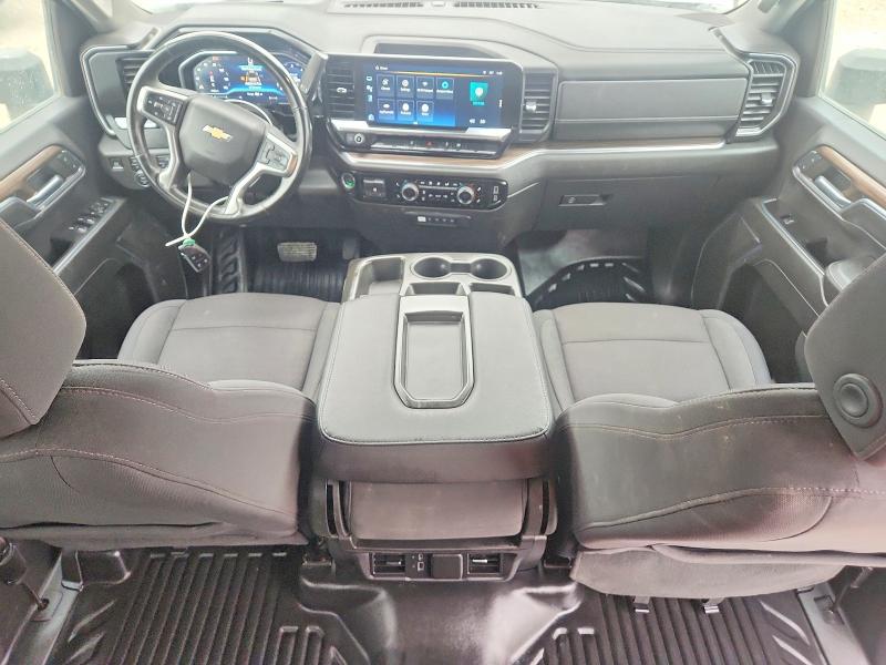 2024 Chevrolet Silverado VIN 1GB1YNE79RF220400 COPART salvage auction — NORMAL WEAR, NJ - CERTIFICATE OF TITLE, sold $30,500 on 2026-07-30 (photo 8)