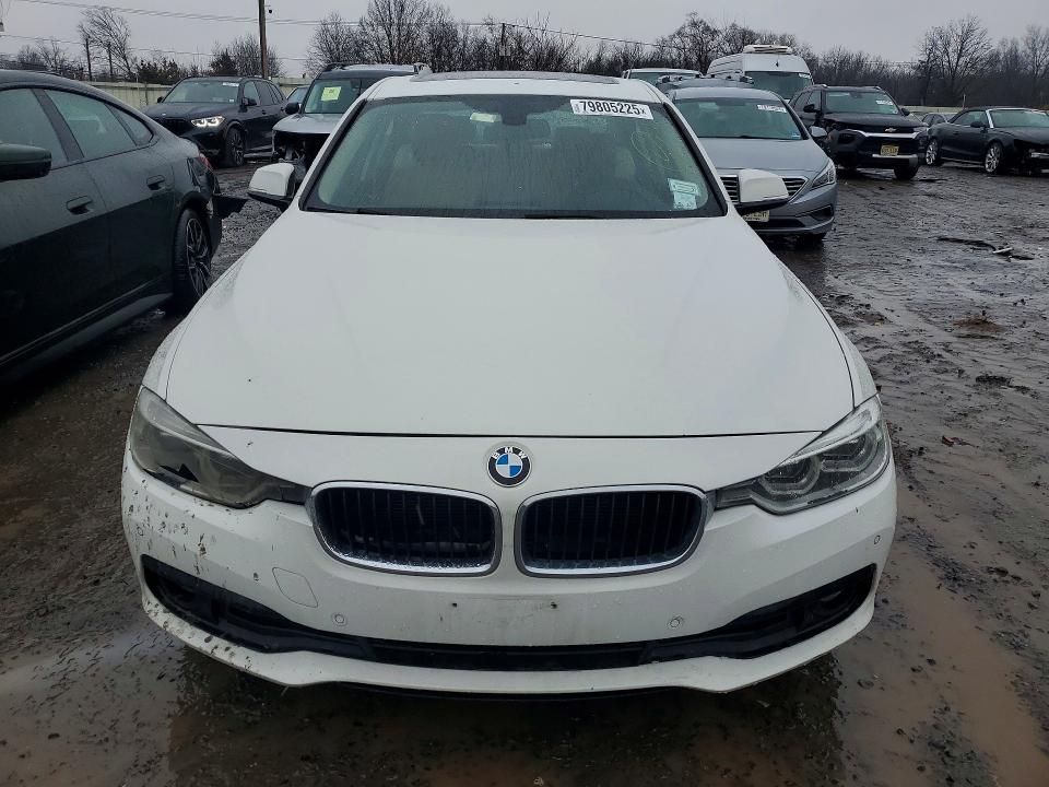 2018 BMW 3er VIN WBA8E5G50JNU47481 COPART salvage auction — REAR END, ID - SALVAGE CERTIFICATE OF TITLE, sold $1,700 on 2026-07-10 (photo 5)