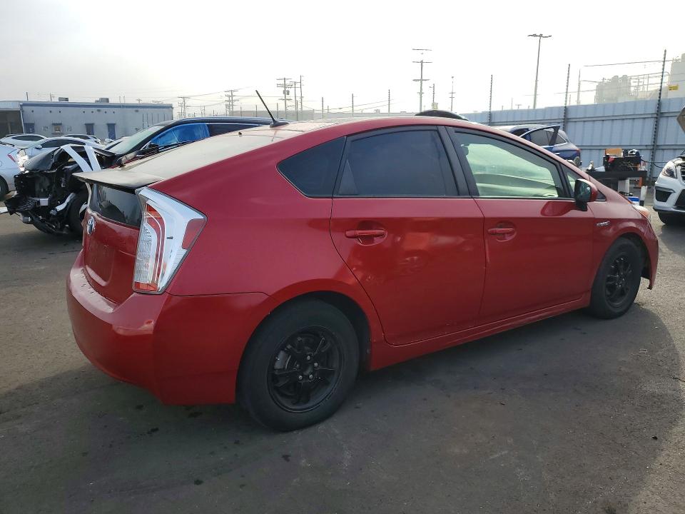 2015 Toyota Prius VIN JTDKN3DU7F1912992 COPART salvage auction — DAMAGE HISTORY, Ca - Cert Of Title-Salvaged, sold $2,700 on 2026-07-08 (photo 3)