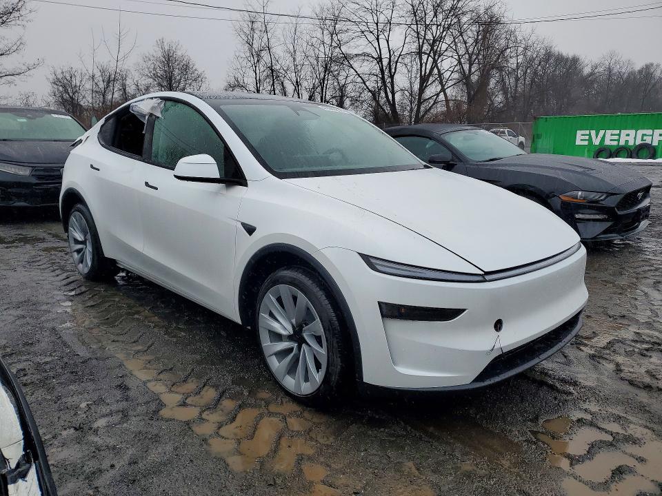 2026 Tesla Model Y VIN 7SAYGDED9TA500973 COPART salvage auction — Rear End, NJ - CERT OF TITLE-SALVAGE, sold $23,400 on 2026-05-22 (photo 4)