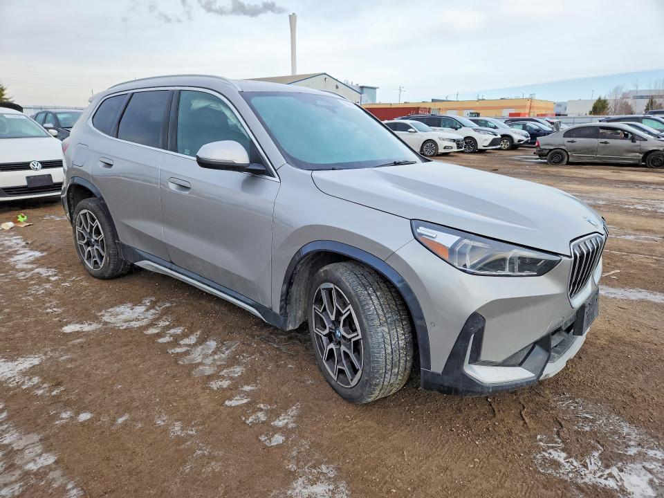 2024 BMW X1 VIN WBX73EF04R5Z77705 COPART salvage auction — FRONT END, ON - PERMIT NO BRAND - UNFIT, sold $17,400 on 2026-08-18 (photo 4)