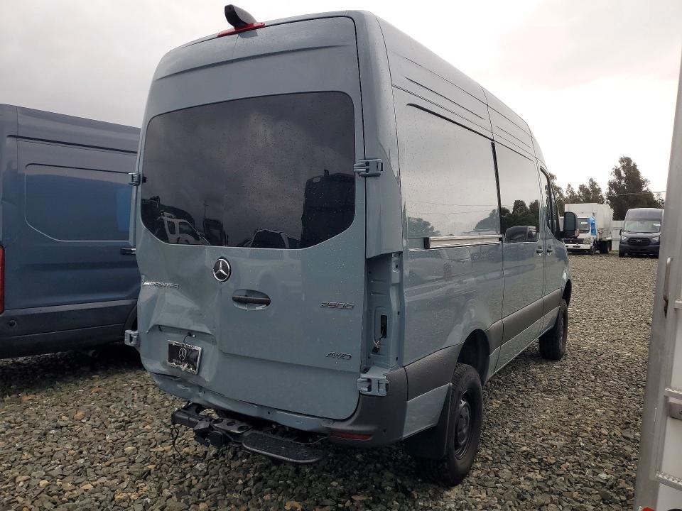 2025 Mercedes-benz Sprinter VIN W1W4NBVY5ST233097 COPART salvage auction — REAR END, Mi - Cert Of Title-Salvage Vehicle, sold $41,500 on 2026-07-08 (photo 3)