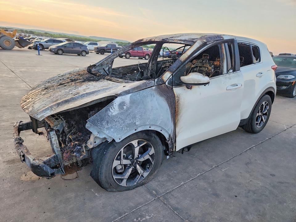 2021 Kia Sportage VIN KNDPM3AC9M7919019 COPART salvage auction — BURN, Tx - Nonrepairable Title, sold $200 on 2026-07-23 (photo 1)