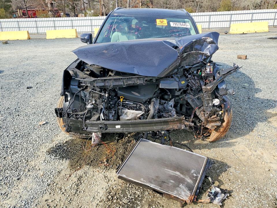 2025 Kia Telluride VIN 5XYP64GC1SG637092 COPART salvage auction — FRONT END, Nc - Salvage Certificate Of Title, sold $700 on 2026-07-30 (photo 5)