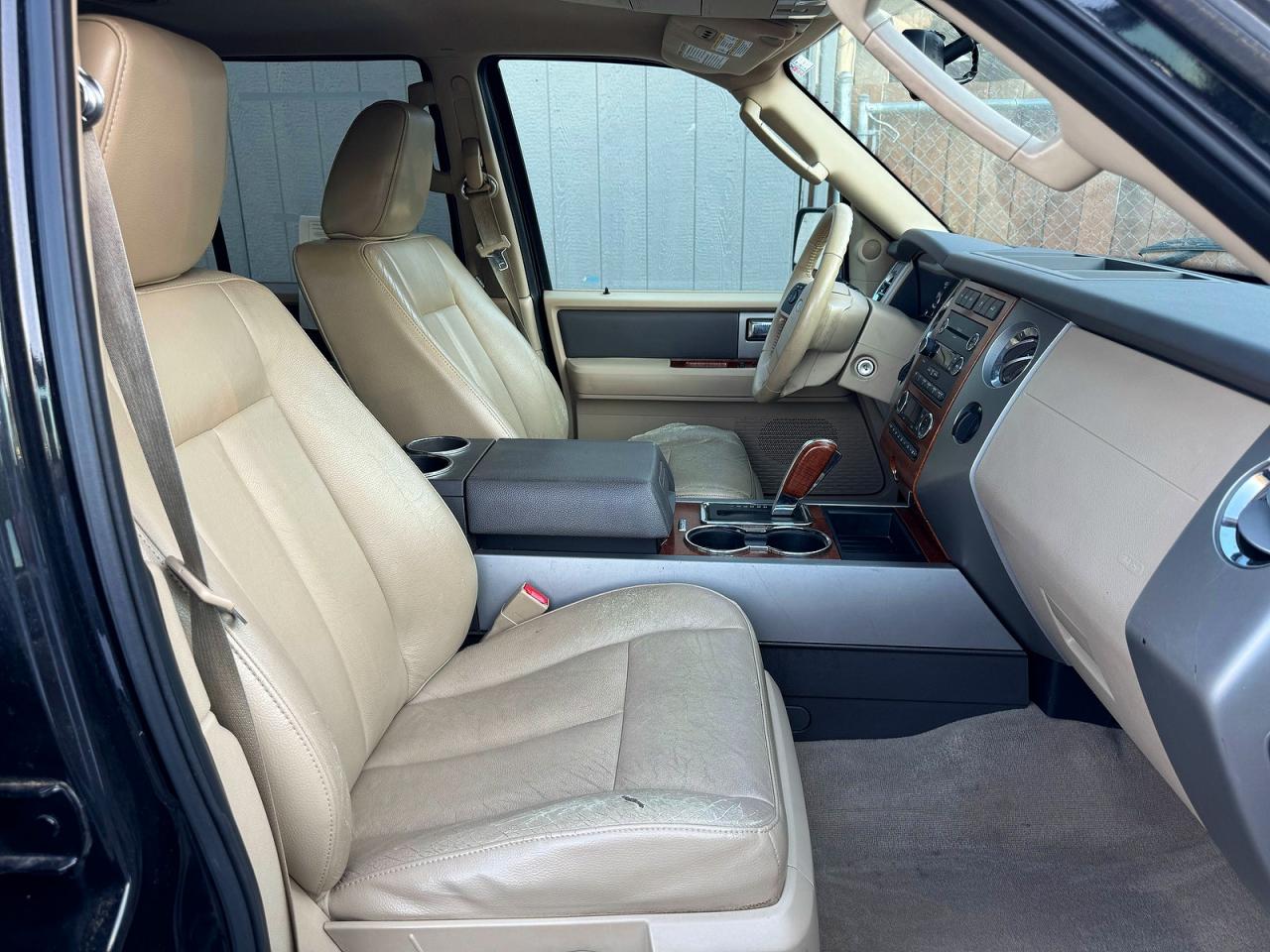 2010 Ford Expedition VIN 1FMJU1J58AEB58207 COPART salvage auction — Stripped, OR - CERTIFICATE OF TITLE (P), sold $3,500 on 2026-04-06 (photo 5)