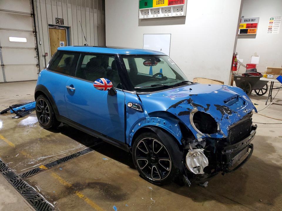 2013 Mini VIN WMWSV3C59DT389077 COPART salvage auction — FRONT END, Salvage Title, sold $125 on 2026-07-30 (photo 4)