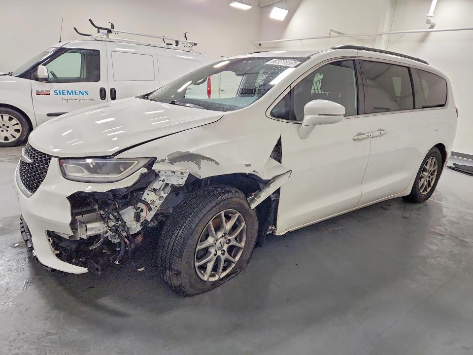 2022 Chrysler Pacifica VIN 2C4RC1FG7NR158051 COPART salvage auction — FRONT END, Va - Cert Of Title - Salvage, sold $125 on 2026-07-09 (photo 1)