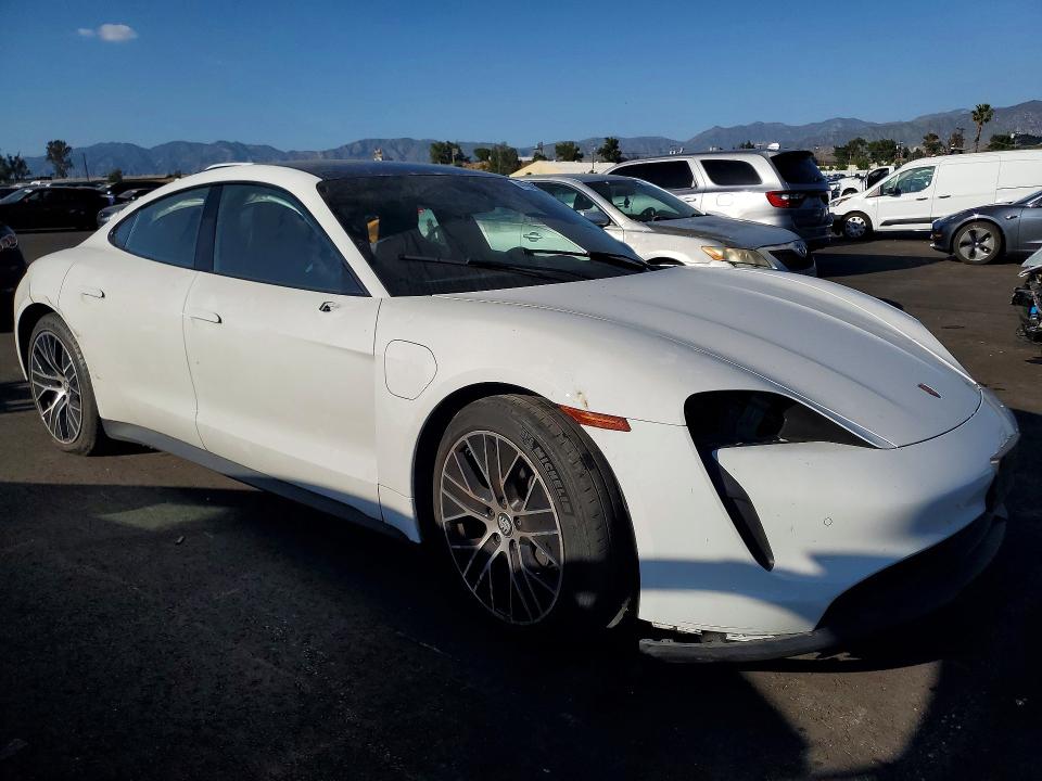 2023 Porsche Taycan VIN WP0AA2Y14PSA14527 COPART salvage auction — SIDE, Salvage Title, sold $17,900 on 2026-08-10 (photo 4)