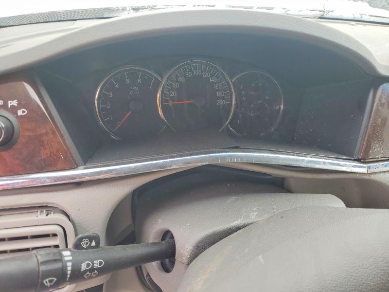 2008 Buick Allure VIN 2G4WF582X81269839 COPART salvage auction — SIDE, On - Permit Irrepairable, sold $200 on 2026-07-09 (photo 9)
