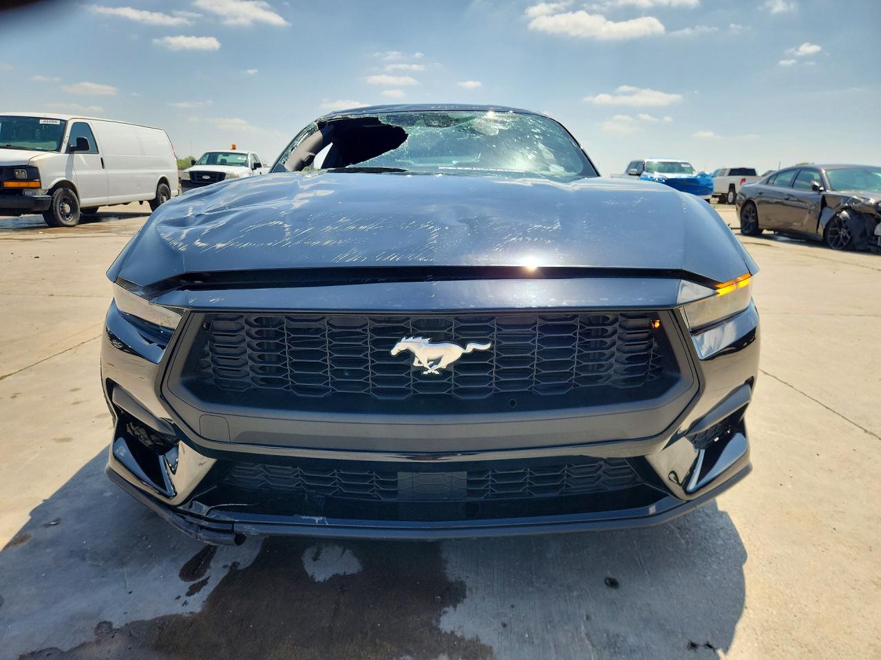 2025 Ford Mustang VIN 1FA6P8TH1S5121251 COPART salvage auction — Rollover, TX - CERTIFICATE OF TITLE, sold $6,400 on 2026-07-09 (photo 5)