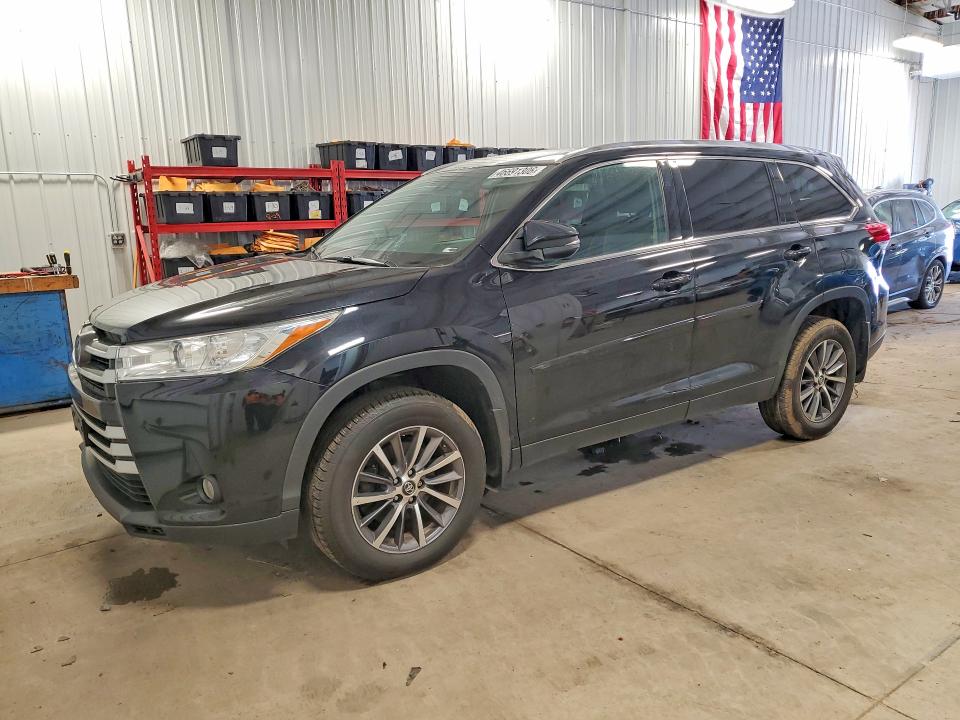 2019 Toyota Highlander VIN 5TDJZRFH5KS586478 COPART salvage auction — REAR END, Wv - Salvage Certificate, sold $9,300 on 2026-07-09 (photo 1)