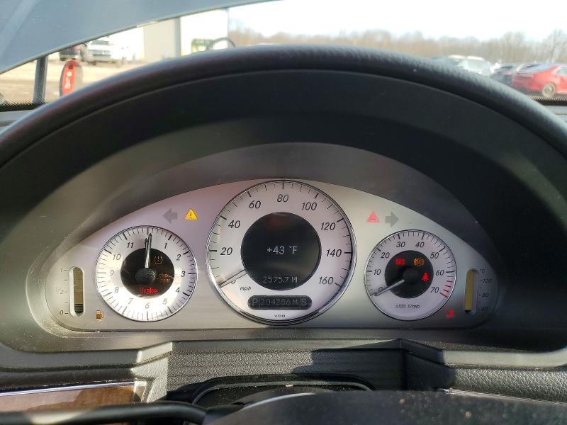 2008 Mercedes-benz E-class VIN WDBUF87XX8B267954 COPART salvage auction — REAR END, Pa - Certificate Of Salvage, sold $500 on 2026-07-15 (photo 9)
