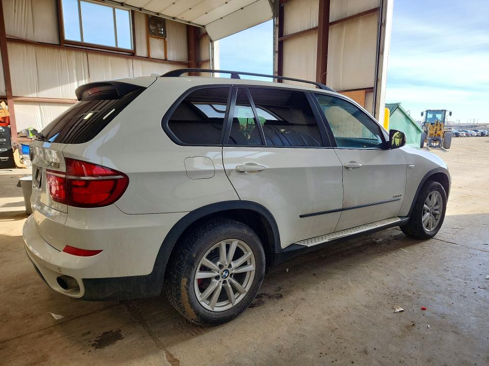 2012 BMW X5 VIN 5UXZV4C57CL754618 COPART salvage auction — FRONT END, Ab - Bos - Salvage, sold $1,100 on 2026-07-30 (photo 3)