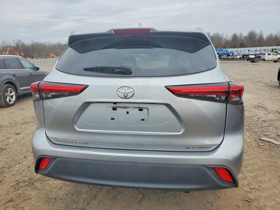2021 Toyota Highlander VIN 5TDGZRBH2MS081968 COPART salvage auction — MISSING/ALTERED VIN, Nj - Cert Of Title-Salvage, sold $18,000 on 2026-07-10 (photo 6)