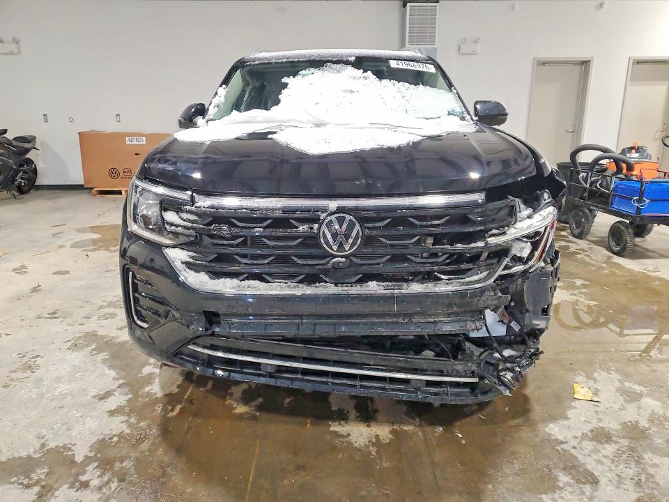 2024 Volkswagen Atlas VIN 1V2FR2CA0RC532682 COPART salvage auction — FRONT END, Ns - Salvage Title, sold $16,500 on 2026-07-09 (photo 5)