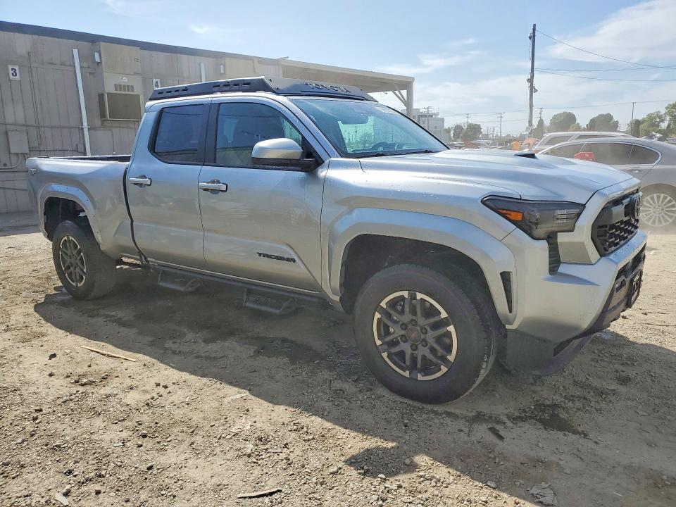 2026 Toyota Tacoma VIN 3TMLB5JN4TM217955 COPART salvage auction — REAR END, Ca - Salvage Certificate, sold $30,500 on 2026-07-02 (photo 4)