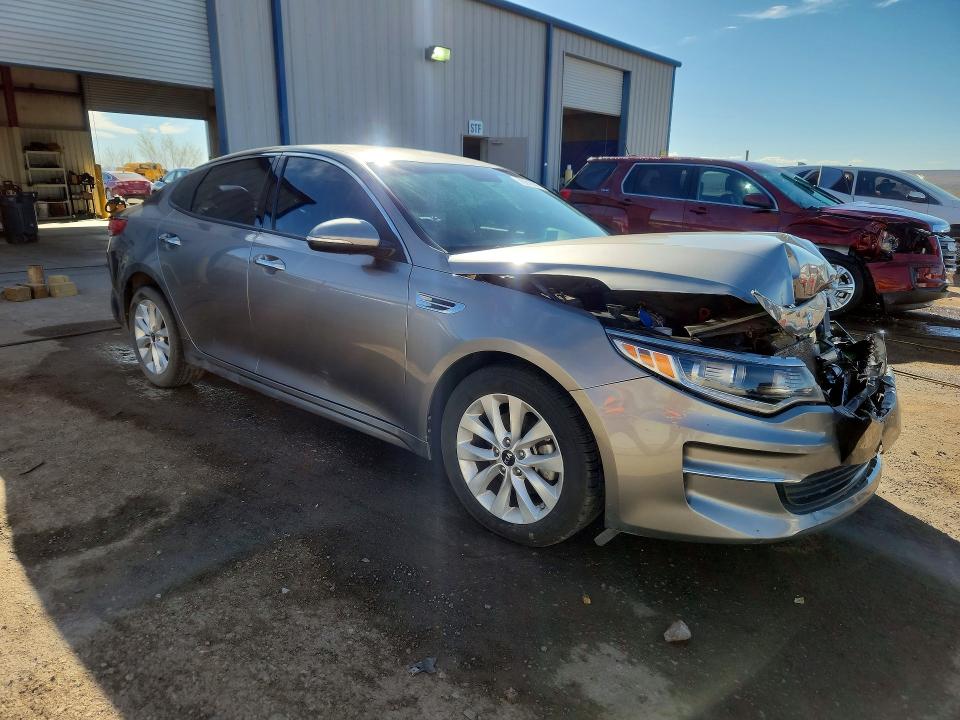 2018 Kia Optima VIN 5XXGU4L30JG215202 COPART salvage auction — FRONT END, NM - CERT OF TITLE-SALVAGE, sold $325 on 2026-07-23 (photo 4)