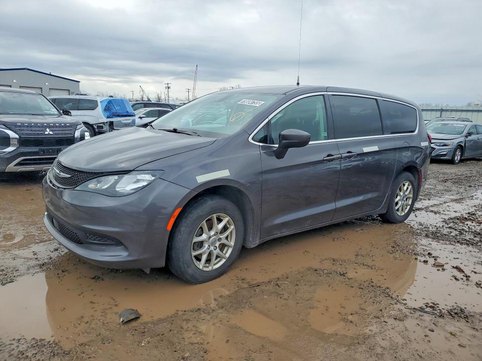 2022 Chrysler Voyager VIN 2C4RC1CG1NR105558 COPART salvage auction — MECHANICAL, Ks - Certificate Of Title, sold $3,150 on 2026-07-30 (photo 1)