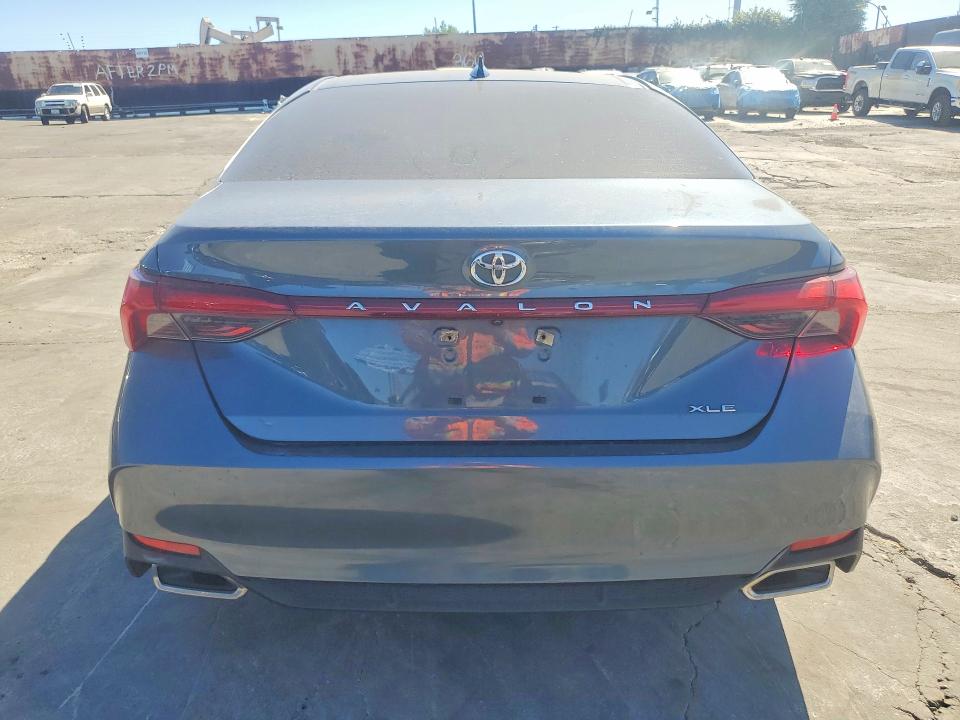 2019 Toyota Avalon VIN 4T1BZ1FBXKU002892 COPART salvage auction — MINOR DENT/SCRATCHES, Ca - Salvage Certificate, sold $10,700 on 2026-08-19 (photo 6)