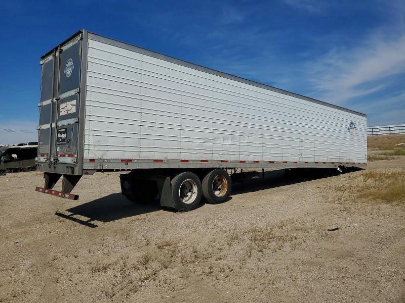 2015 Utility Vs2ra VIN 1UYVS253XFM131826 COPART salvage auction — UNDERCARRIAGE, CA - SALVAGE CERTIFICATE, sold $125 on 2026-07-30 (photo 4)